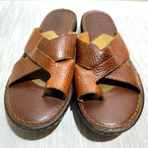 Born Thong Sandals, Women's size 8